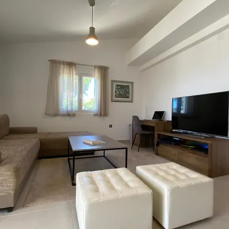 Holiday home House Laura Vir