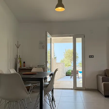 Holiday home House Laura *